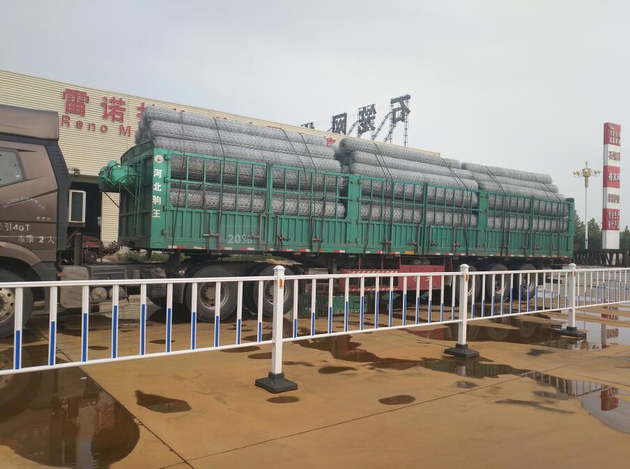http://ursk.cn/